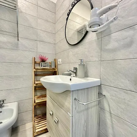 Dantonarooms B&B 나폴리