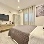 Dantonarooms Naples